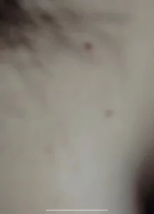 刚毕业的反差婊女友迫不及待的给我看奶子