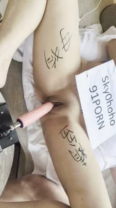 小骚货带着狗奴玩炮机